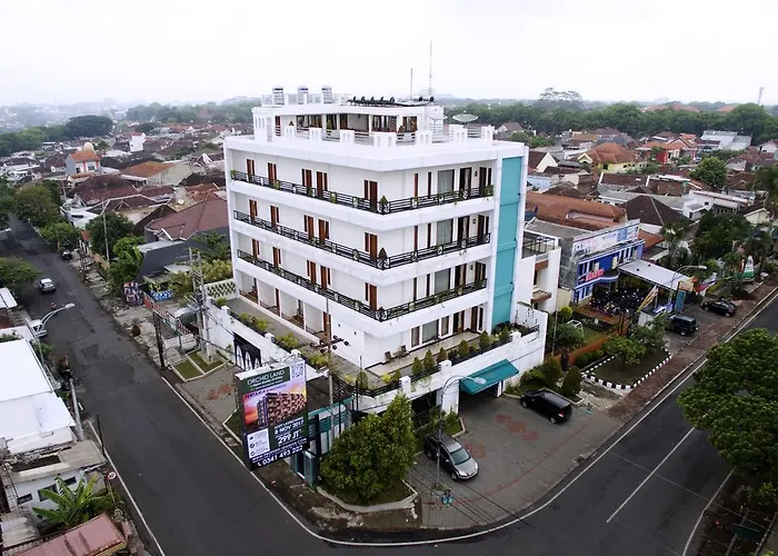 Ratu Homestay Malang